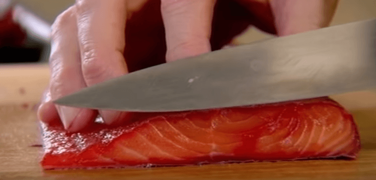 Mit Roter Beete gebeizter Lachs – So geht´s!