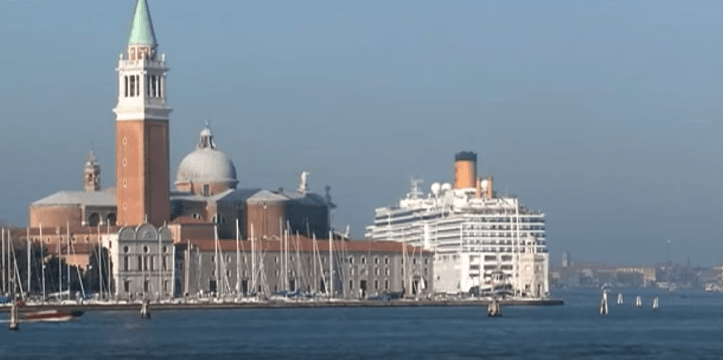 Venedigs Kampf gegen Kreuzfahrtschiffe – Wenn Touristen zum Problem werden